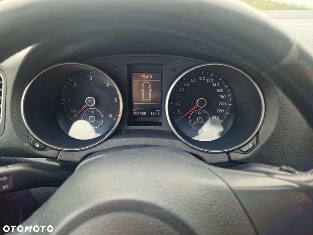 Volkswagen Golf 1.6 TDI DPF Comfortline - 6