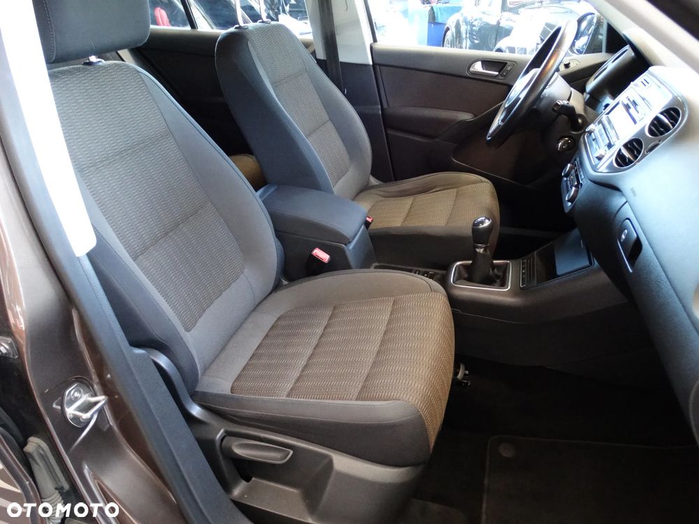 Volkswagen Tiguan 1.4 TSI Perfectline - 31
