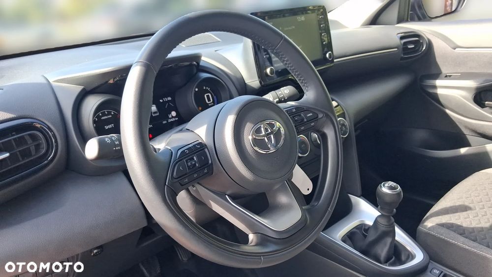 Toyota Yaris Cross 1.5 Comfort - 23
