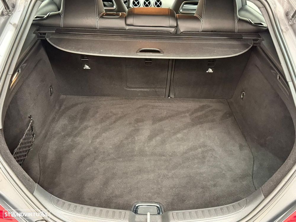 Mercedes-Benz CLA 200 - 43