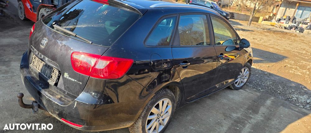 Stop stanga / dreapta aripa Seat Ibiza 6J combi 2010 / 2011 2012 - 1