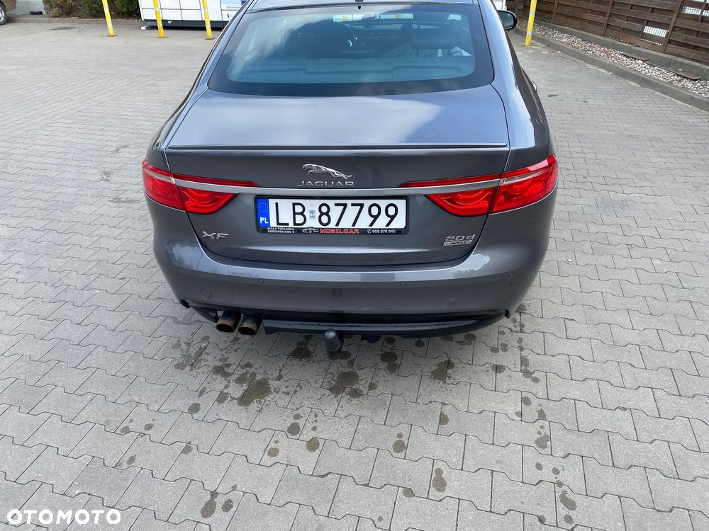 Jaguar XF 2.0 i4D AWD Portfolio - 5