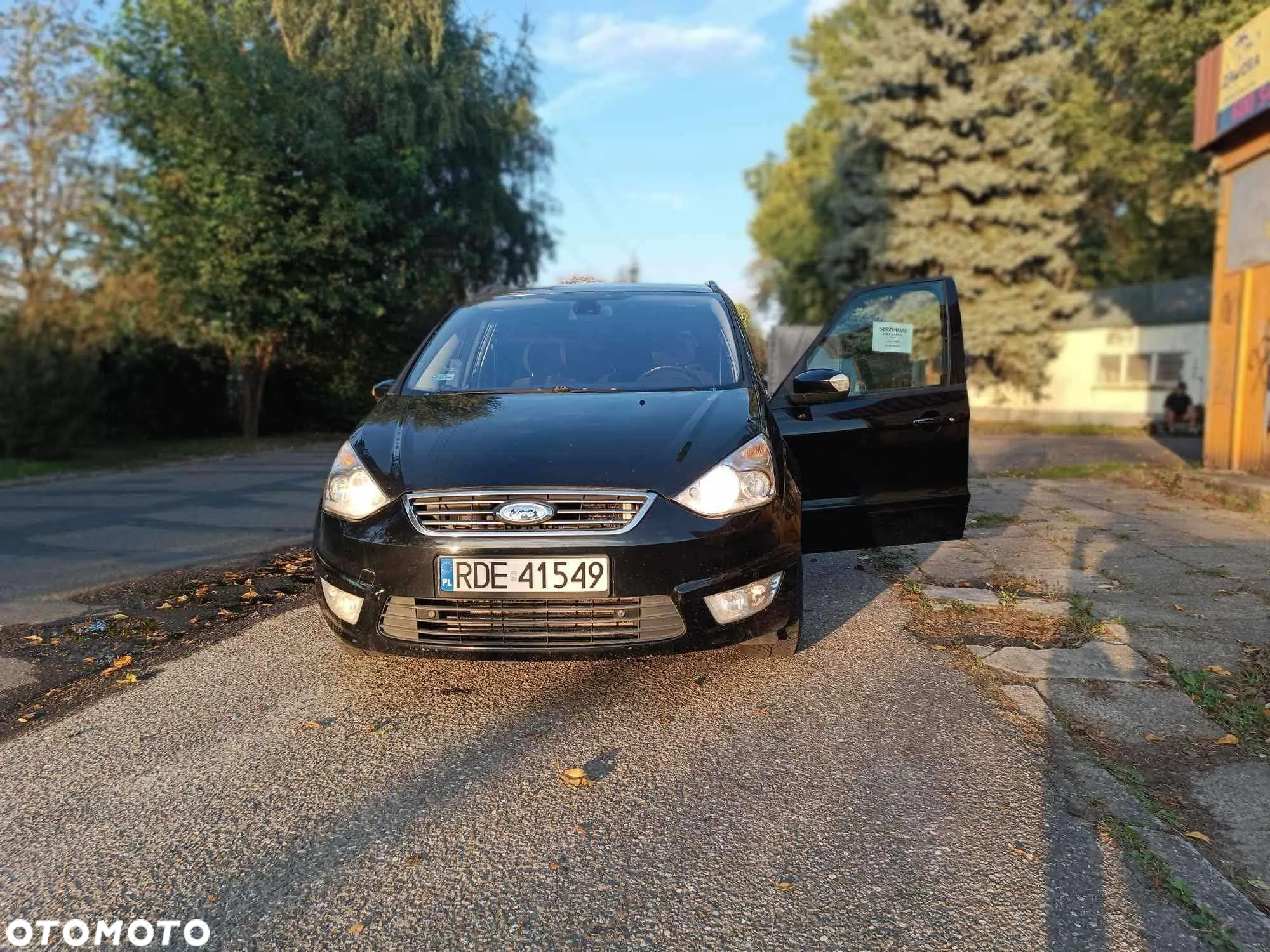 Ford Galaxy - 3