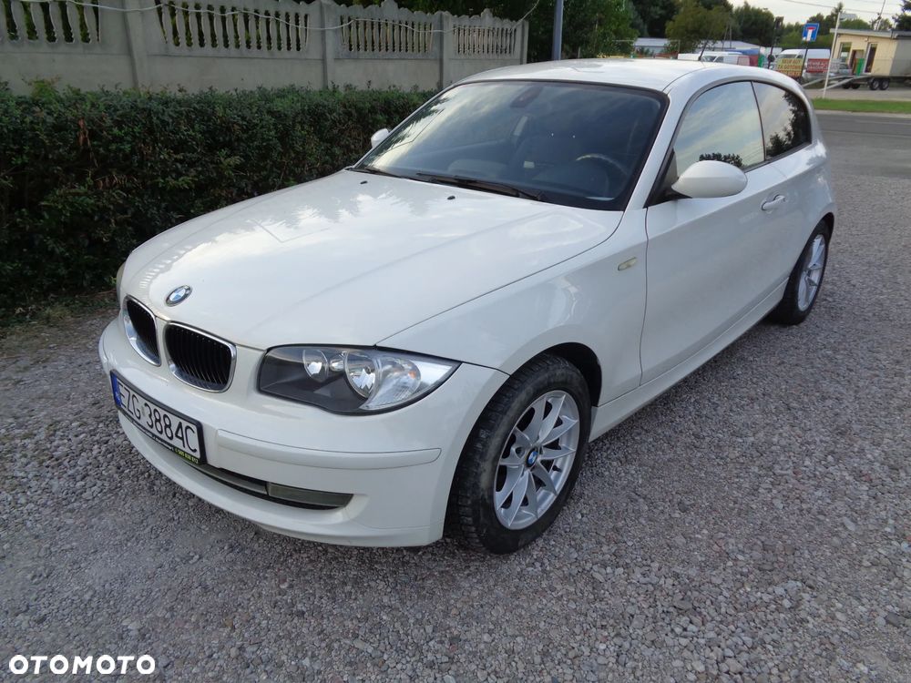 BMW Seria 1 120i Edition Sport