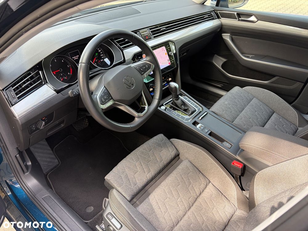 Volkswagen Passat 2.0 TDI EVO Elegance DSG - 13