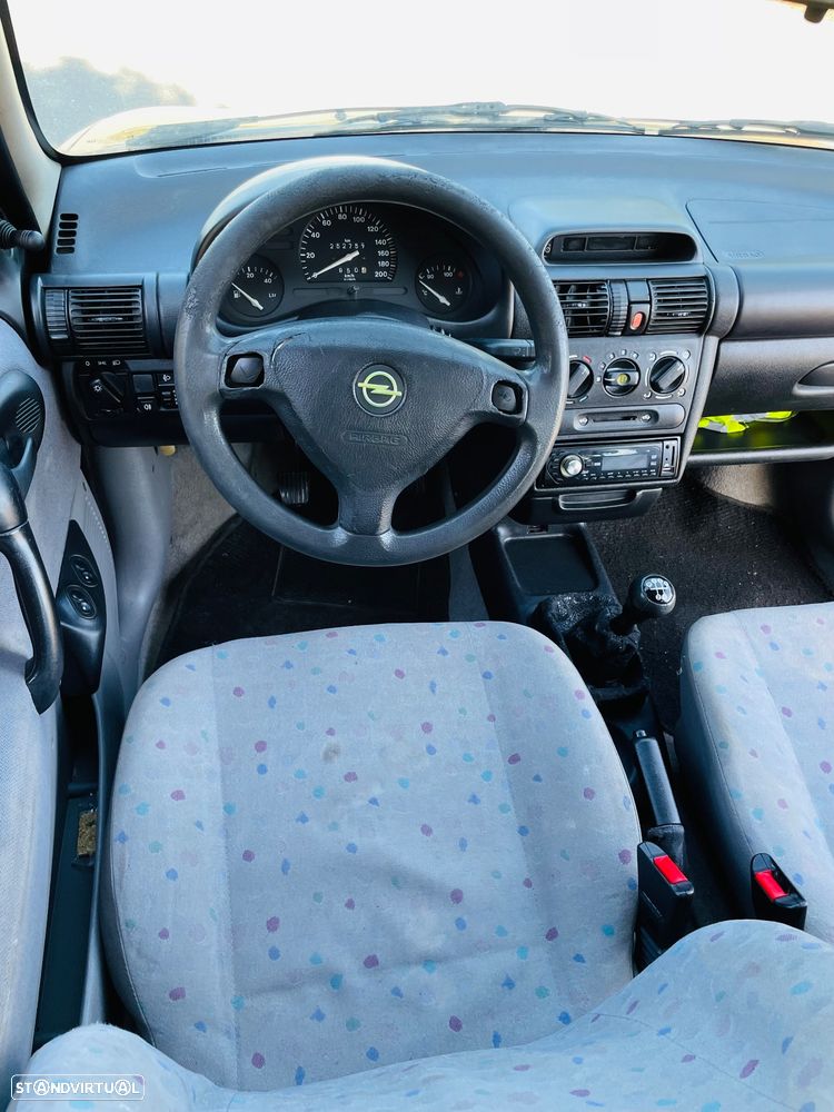 Opel Corsa 1.0 - 7