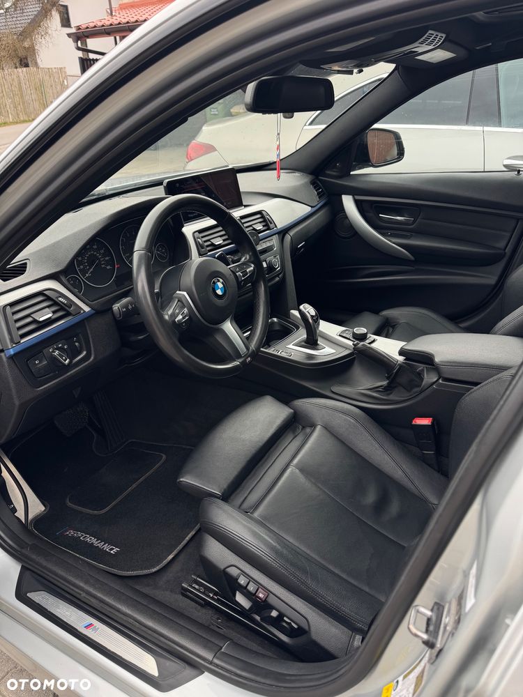 BMW Seria 3 335i - 6