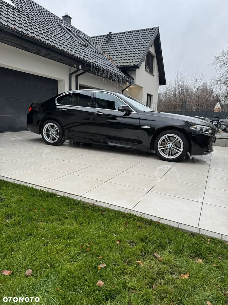 BMW Seria 5 525d xDrive - 5