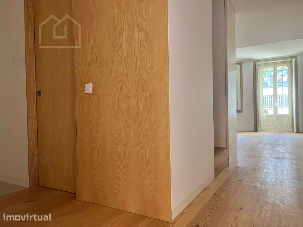 Apartamento T2 Duplex com varanda para comprar | Rua da Almada | Pr... - Grande imagem: 3/22