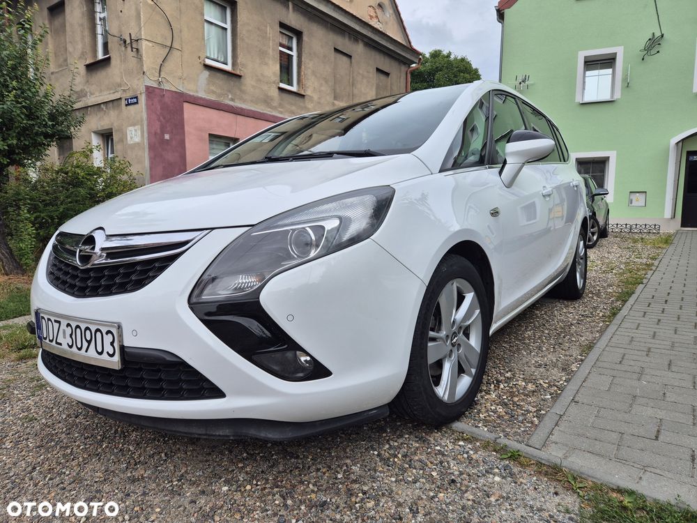 Opel Zafira - 1