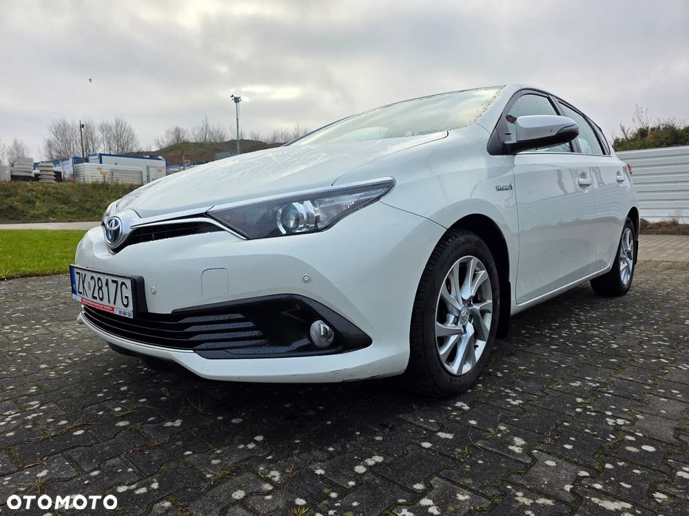 Toyota Auris Hybrid 135 Comfort - 5