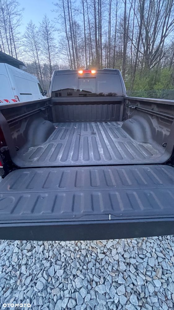 RAM 1500 5.7 Quad Cab Bighorn - 10