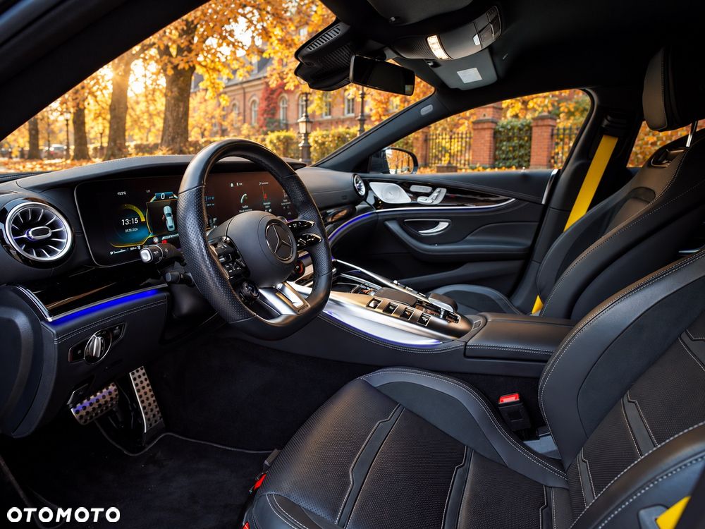 Mercedes-Benz AMG GT - 15