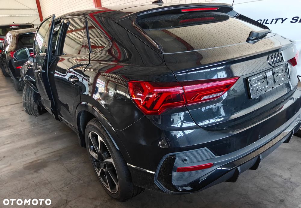 Audi Q3 35 TFSI mHEV S-Line S tronic - 5