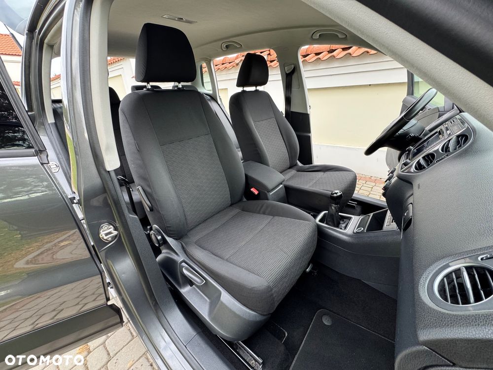 Volkswagen Tiguan - 21