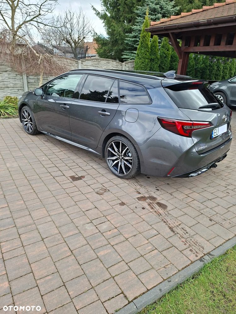 Toyota Corolla 2.0 Hybrid GR Sport - 8