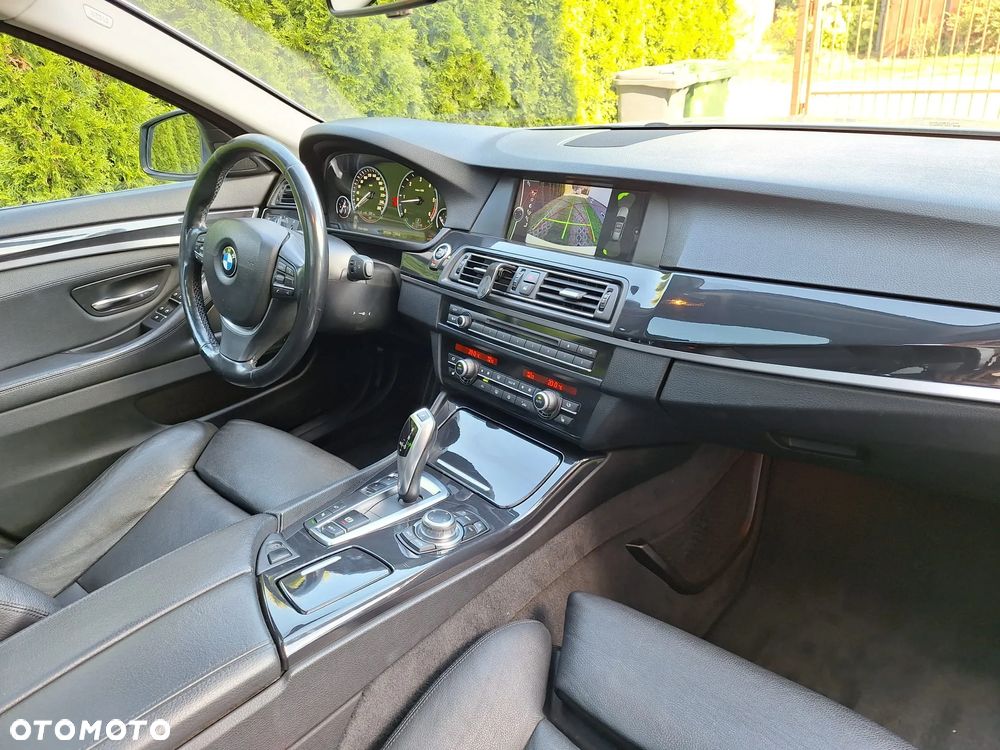 BMW Seria 5 530d Sport-Aut - 13