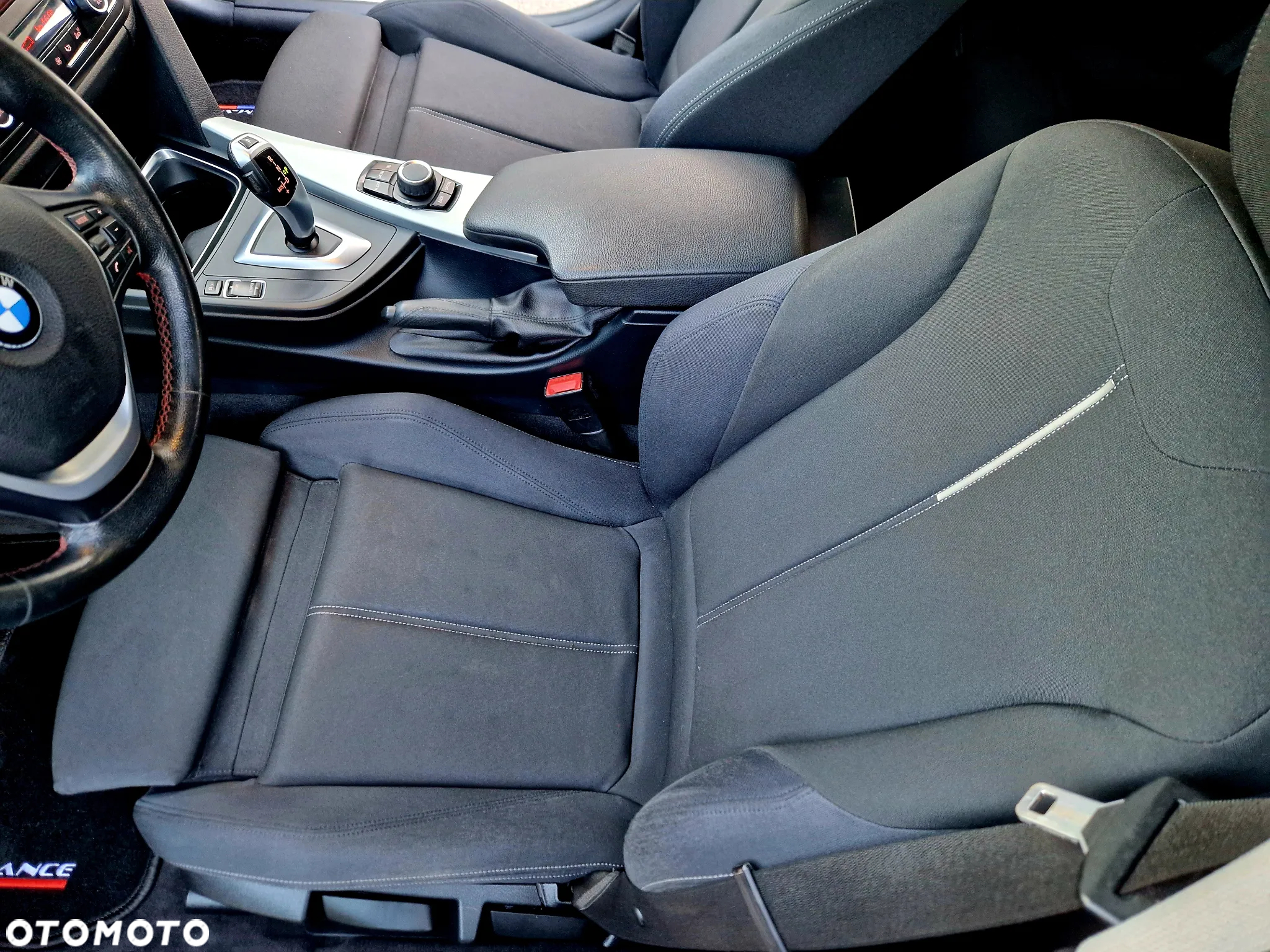 BMW Seria 3 320d Touring Sport Line - 16
