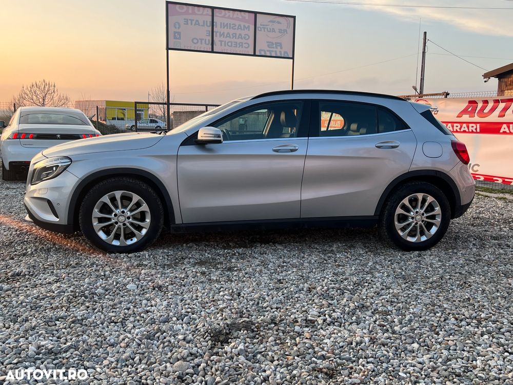 Mercedes-Benz GLA 200 d 4MATIC 7G-DCT SCORE! - 9