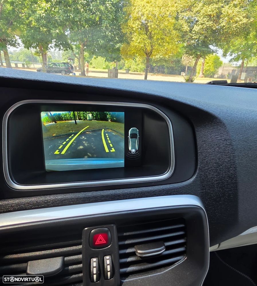 Volvo V40 2.0 D2 Volvo Ocean Race Geartronic - 37
