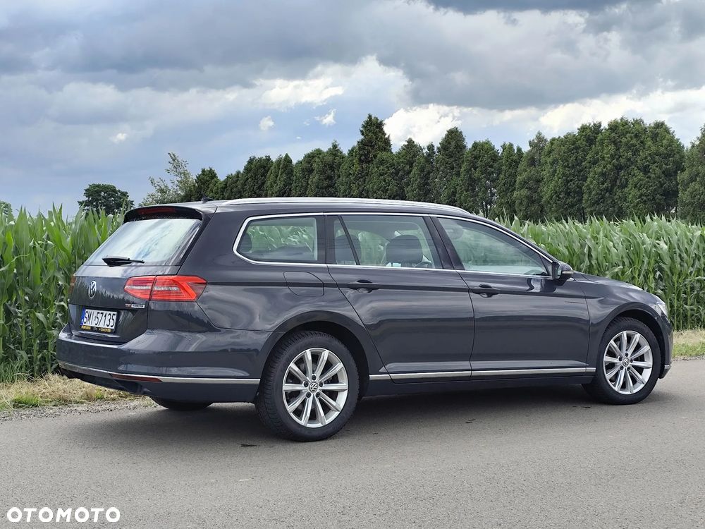 Volkswagen Passat 1.8 TSI (BlueMotion Technology) DSG Highline - 21
