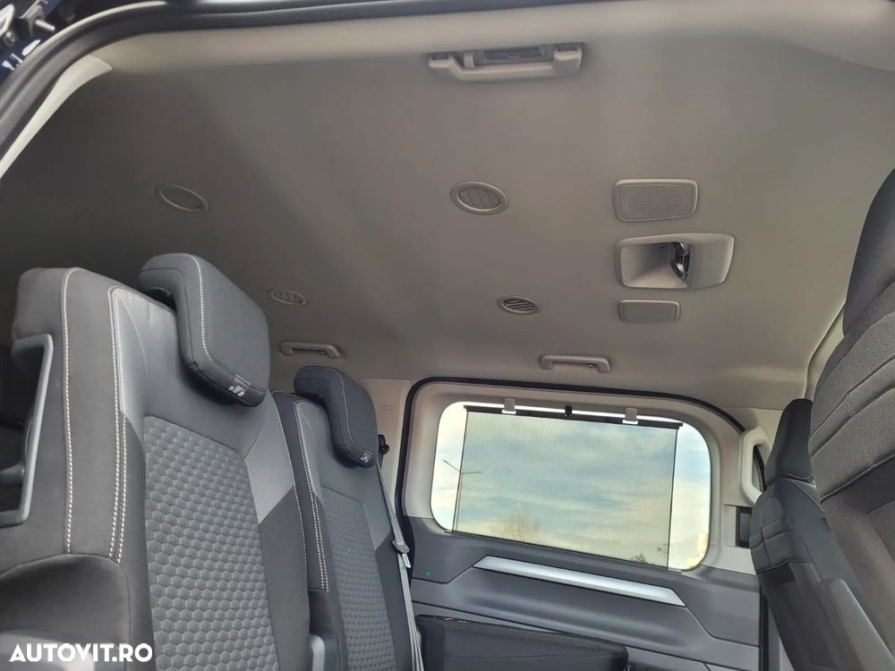 Volkswagen Caravelle - 15