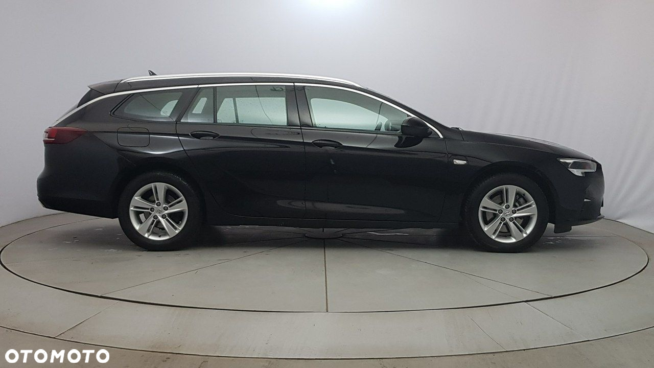 Opel Insignia - 8