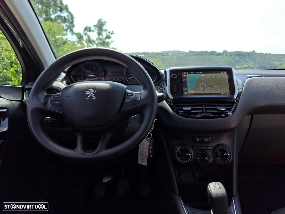 Peugeot 208 1.6 BlueHDi Style - 8