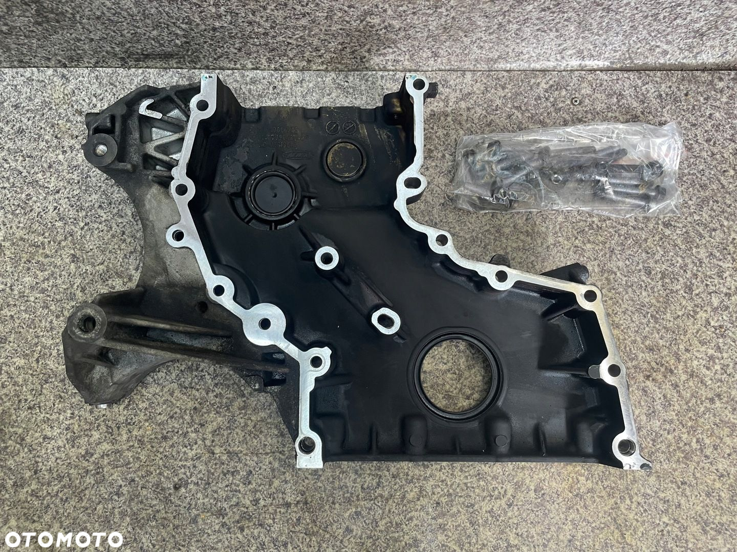 Pokrywa oslona obudowa rozrzadu sruby BMW E70 X5 3.0 D M57 KPL E65 E90 E92 - 3