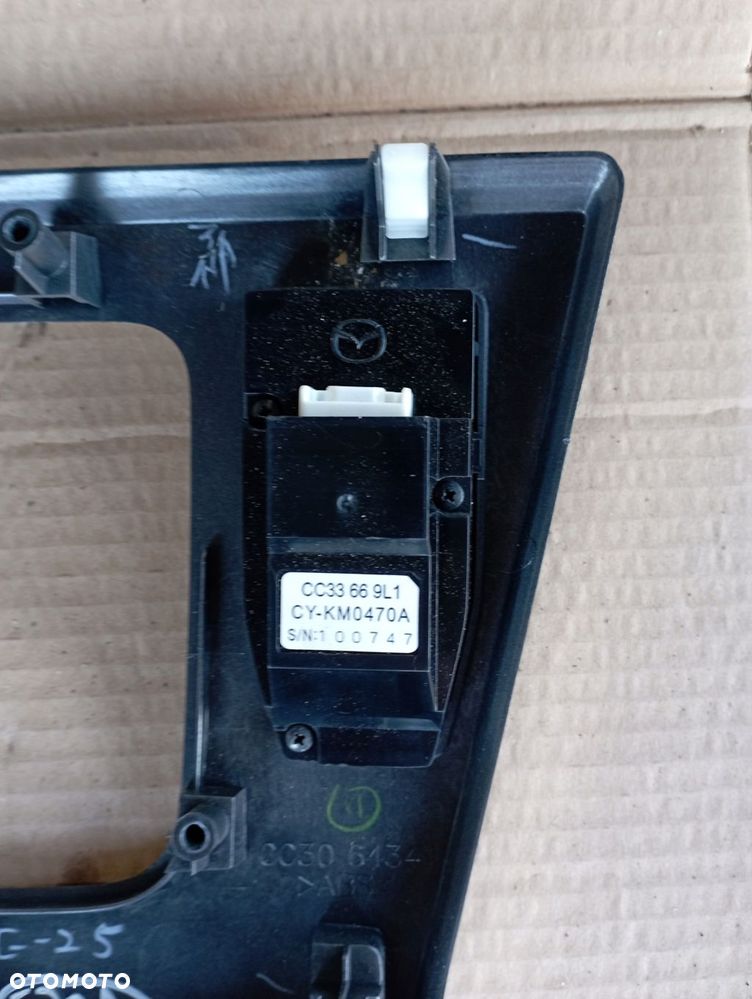MAZDA 5 05- PANEL PRZEŁĄCZNIK NAWIGACJI CC33669L1 - 2