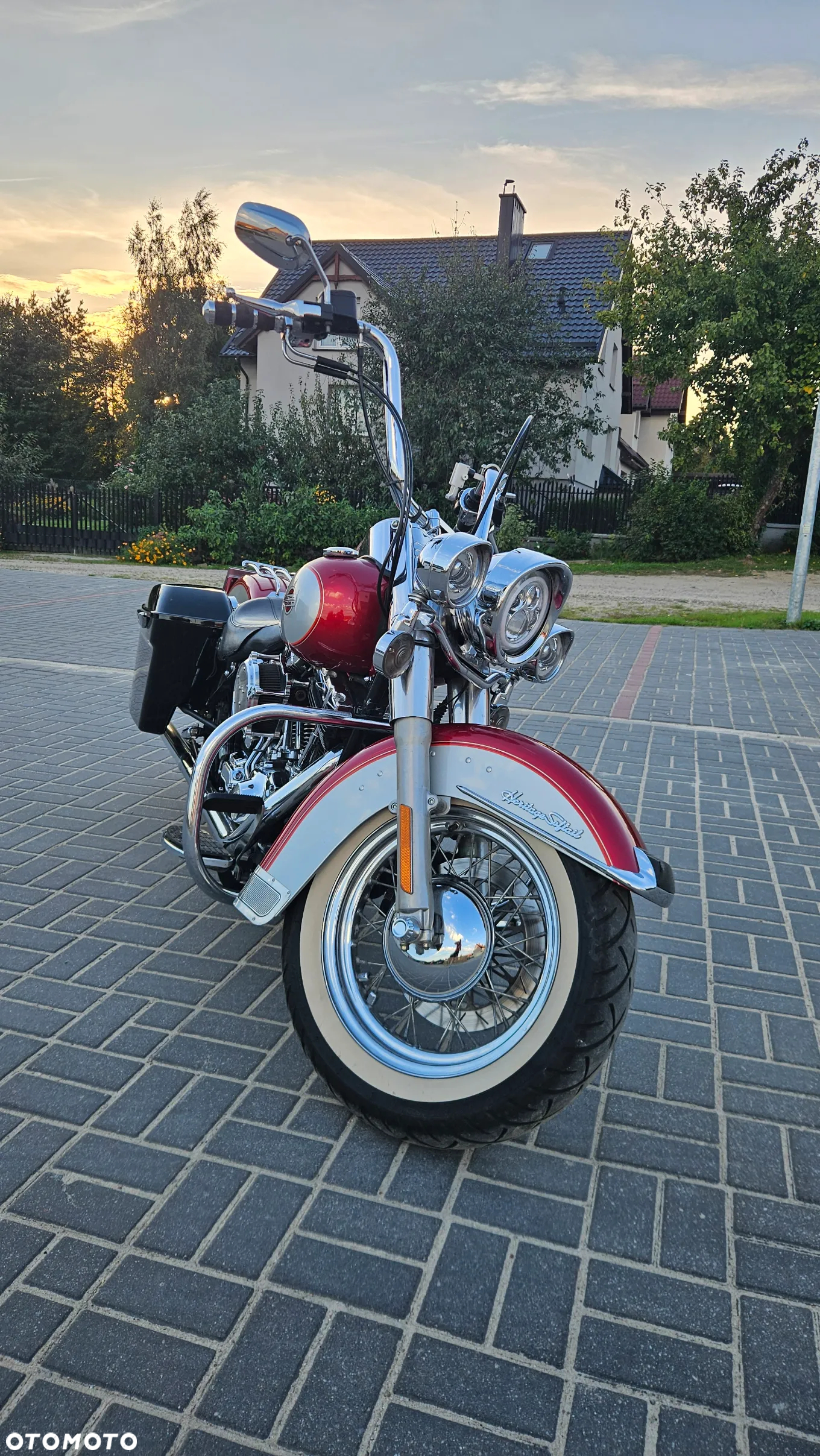 Harley-Davidson Softail Deluxe - 2
