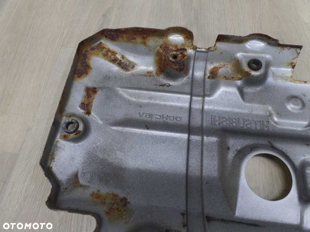 MITSUBISHI CANTER FUSO 7C18 4.9 OSLONA SILNIKA 07-14 - 5