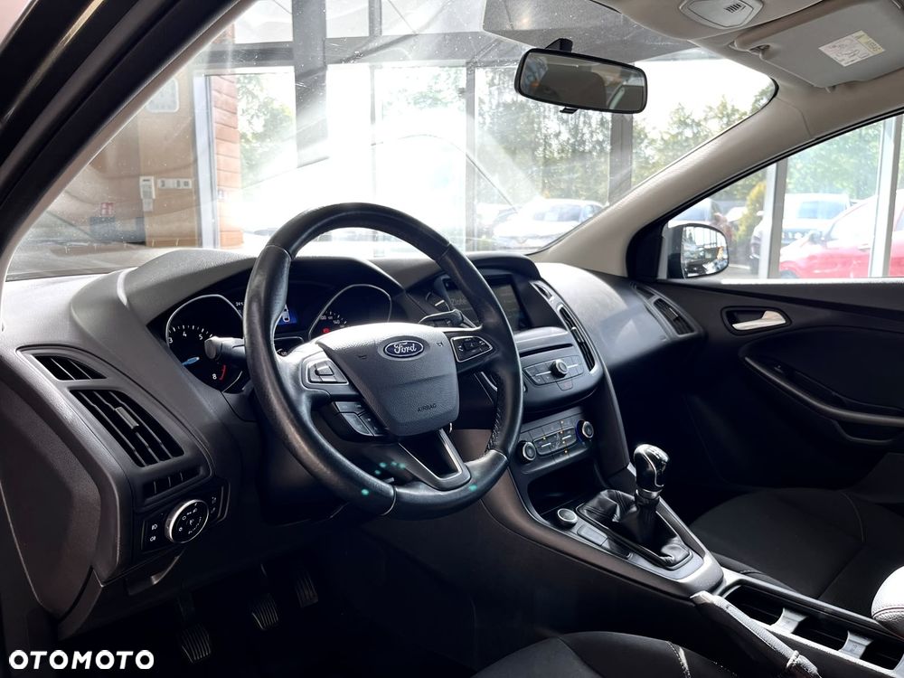 Ford Focus - 15