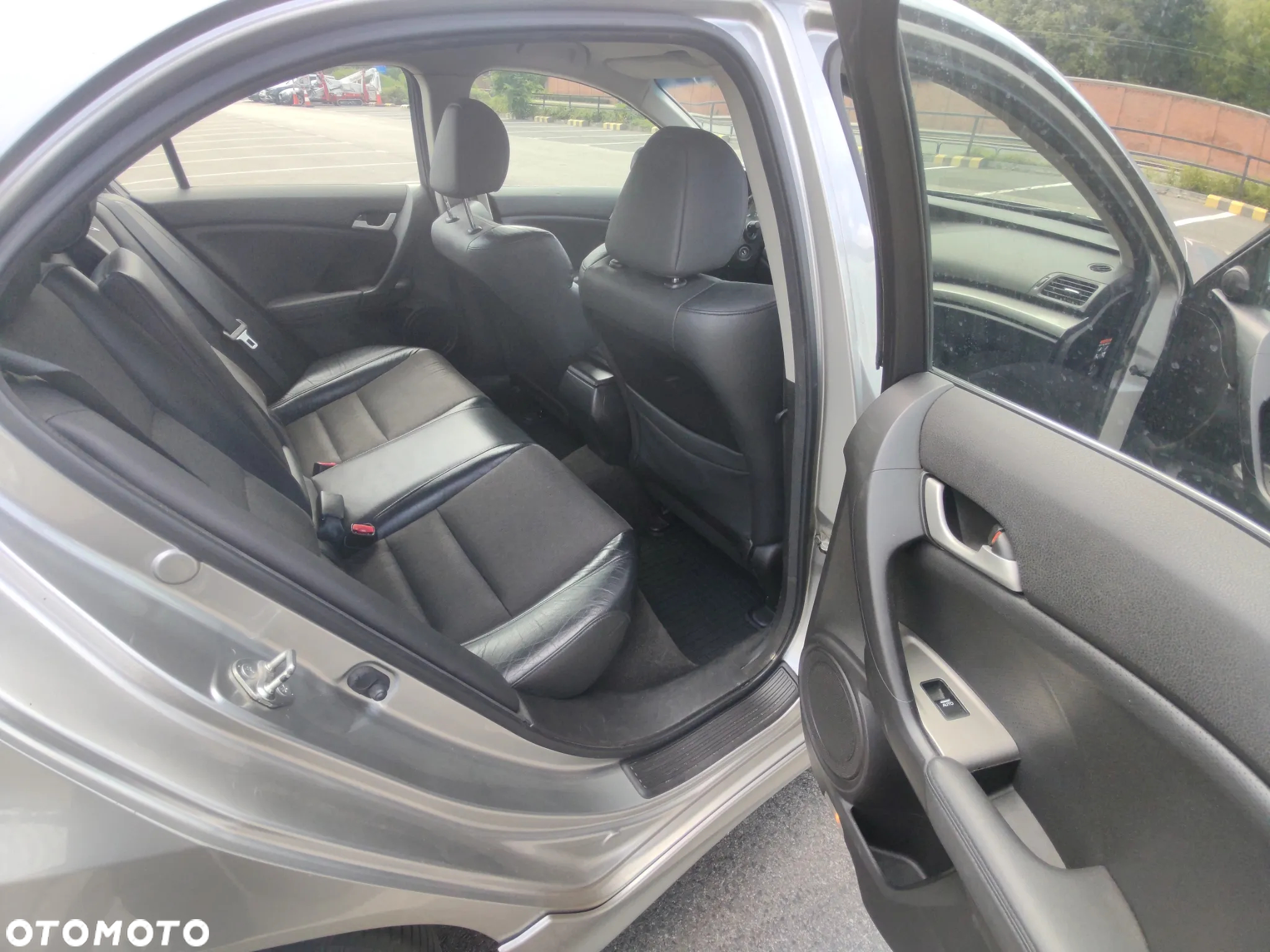 Honda Accord - 10
