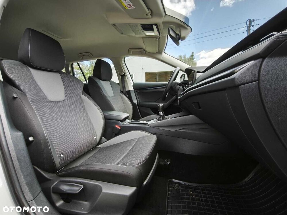 Skoda Octavia 2.0 TDI Ambition - 19