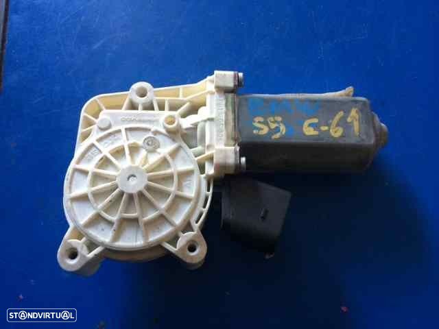Motor de elevador de vidros tras esquerdo BMW 5 (E60) (2001-2005) 525 I - 1