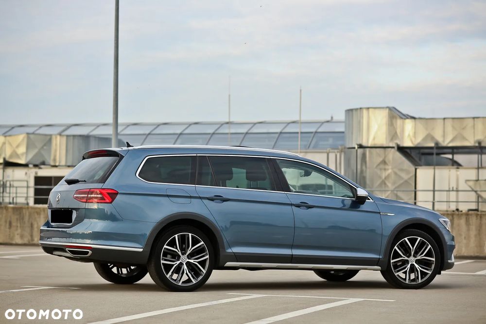 Volkswagen Passat Alltrack - 16