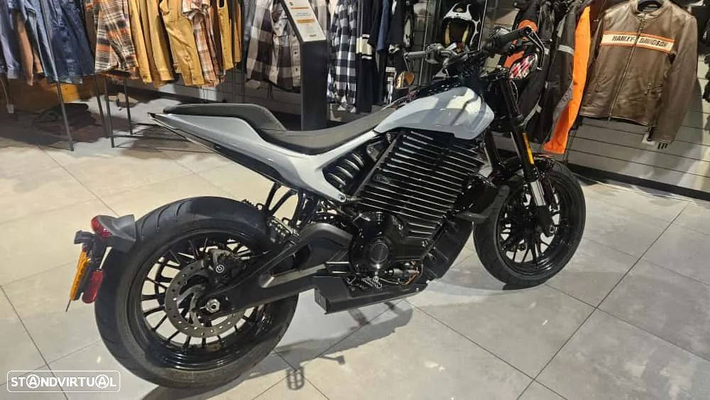 Harley-Davidson SV LiveWire Alpinista - 2