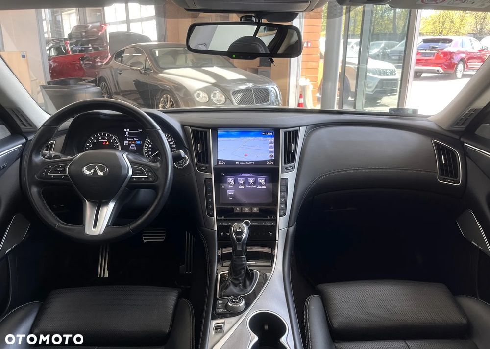 Infiniti Q50 Q50S Hybrid AWD Sport - 10