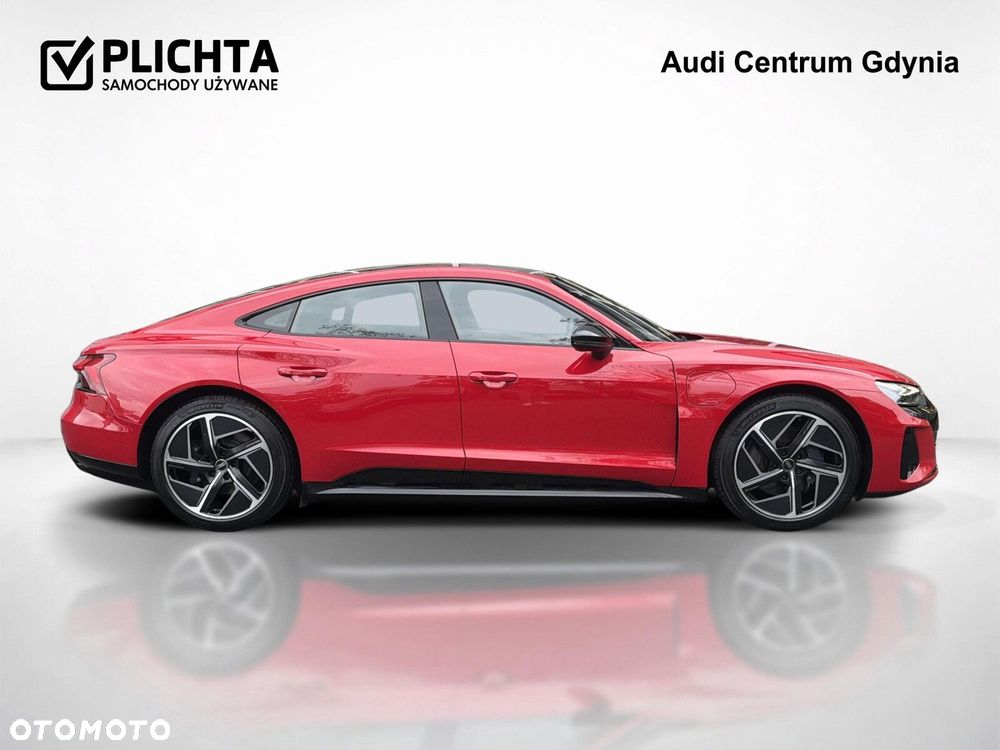 Audi e-tron GT - 7