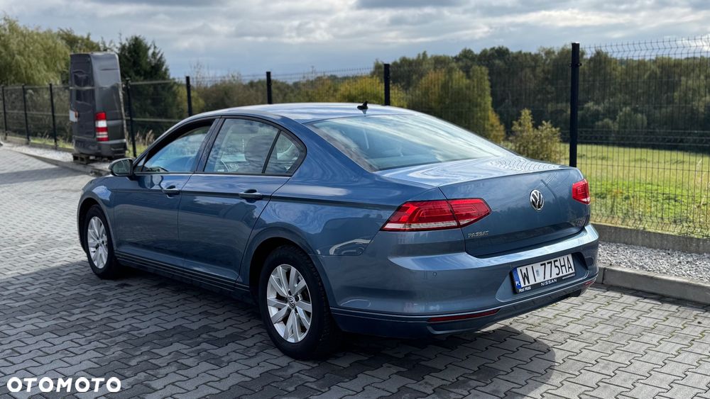Volkswagen Passat - 3
