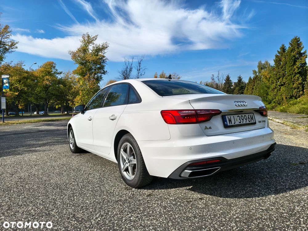 Audi A4 Limousine - 4