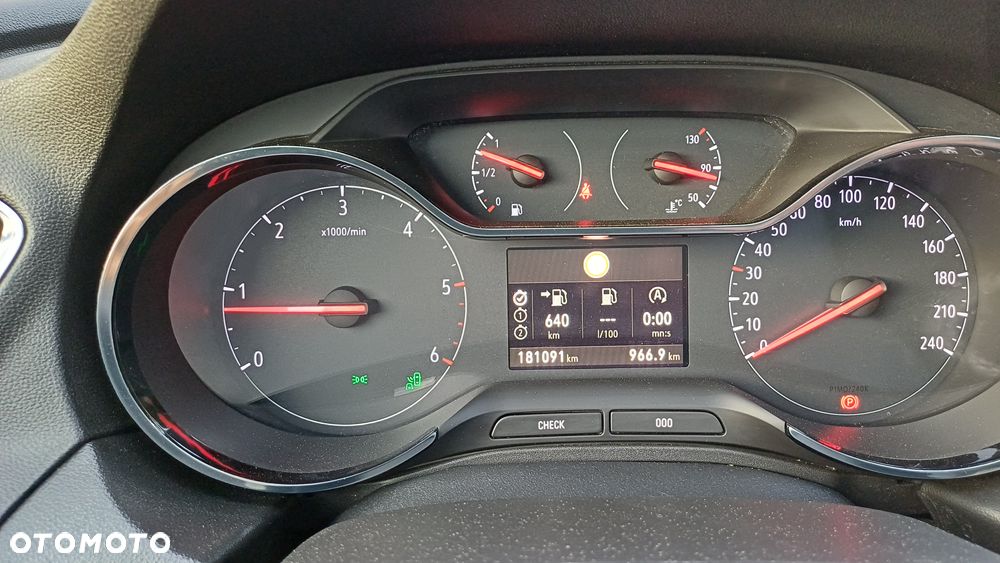 Opel Grandland X 1.6 D Start/Stop Business INNOVATION - 29