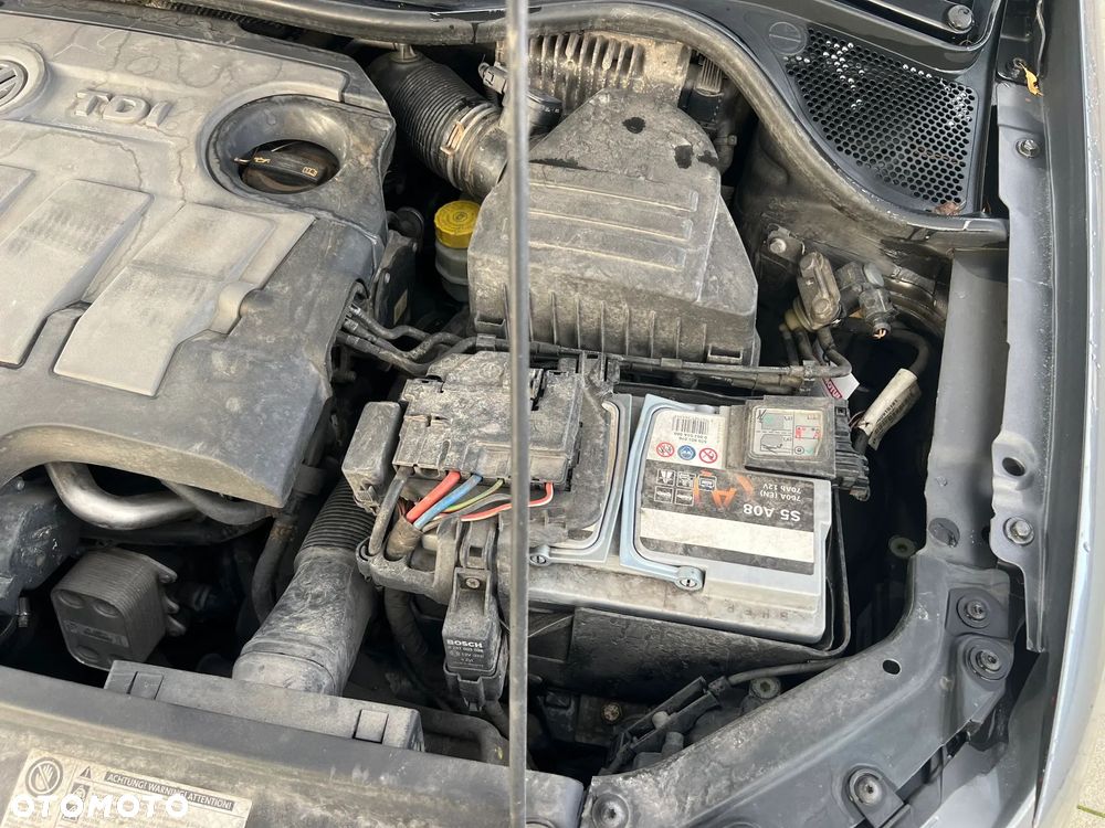 Volkswagen Polo 1.6 TDI DPF BlueMot Highline - 25