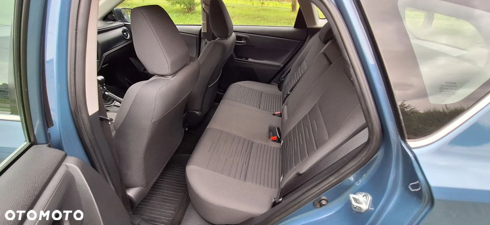 Toyota Auris 1.6 Comfort - 11