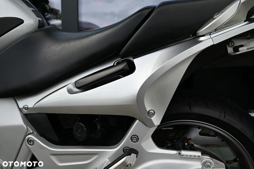 Honda ST - 18