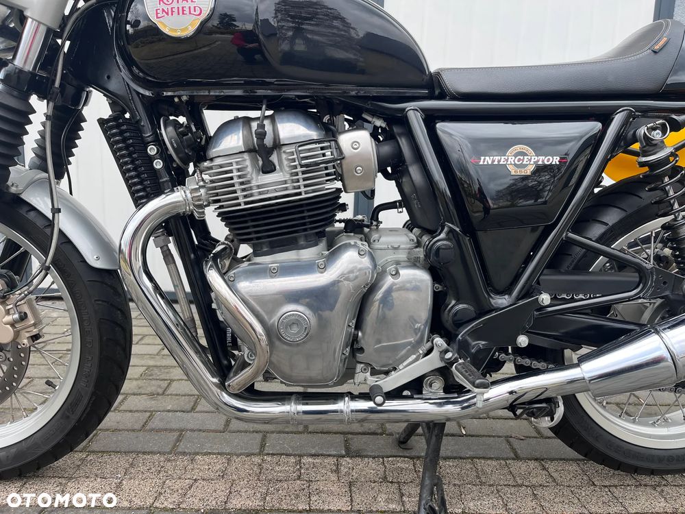 Royal Enfield Interceptor - 14