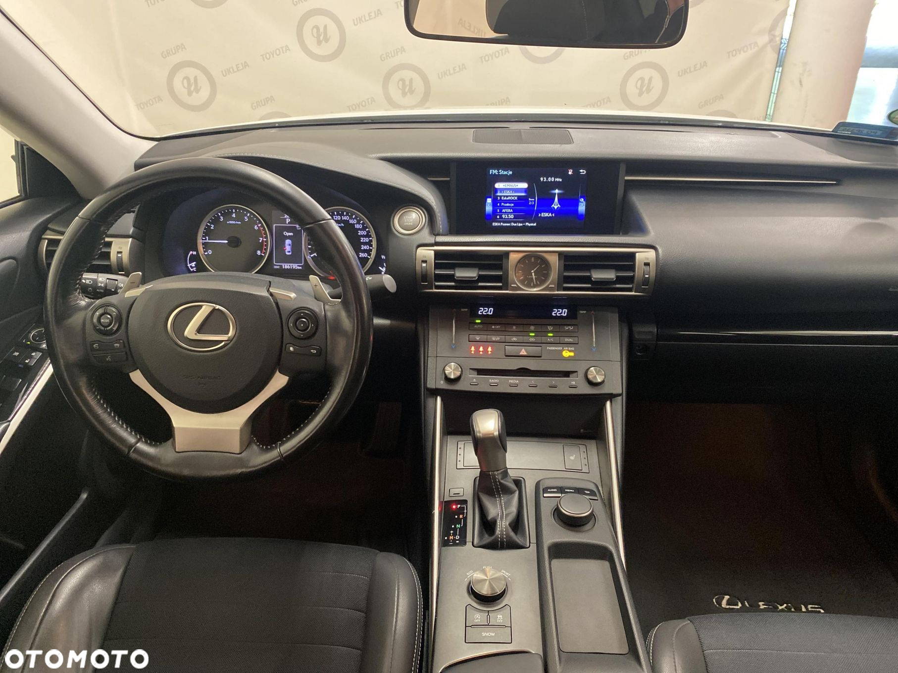 Lexus IS 200t Elite - 3