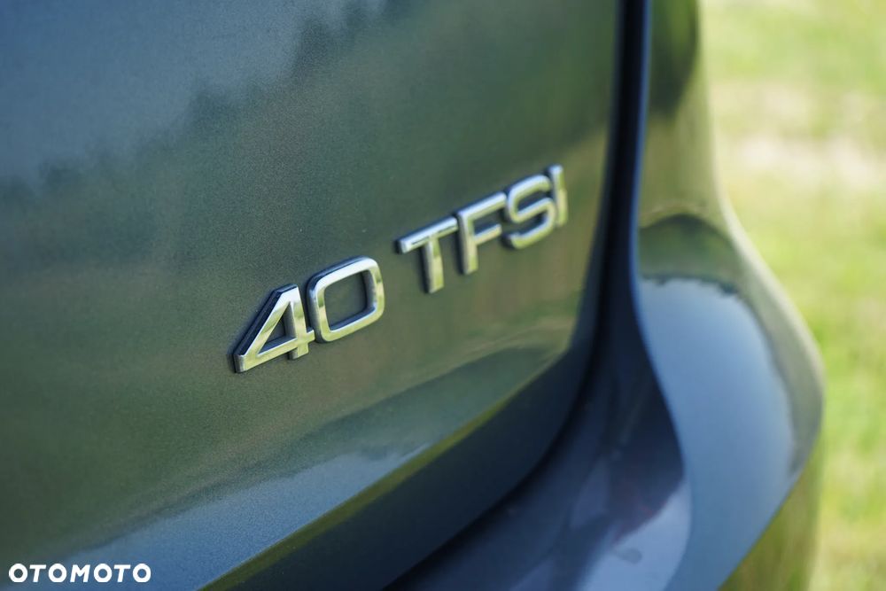 Audi A4 Avant 40 TFSI S tronic S line - 10