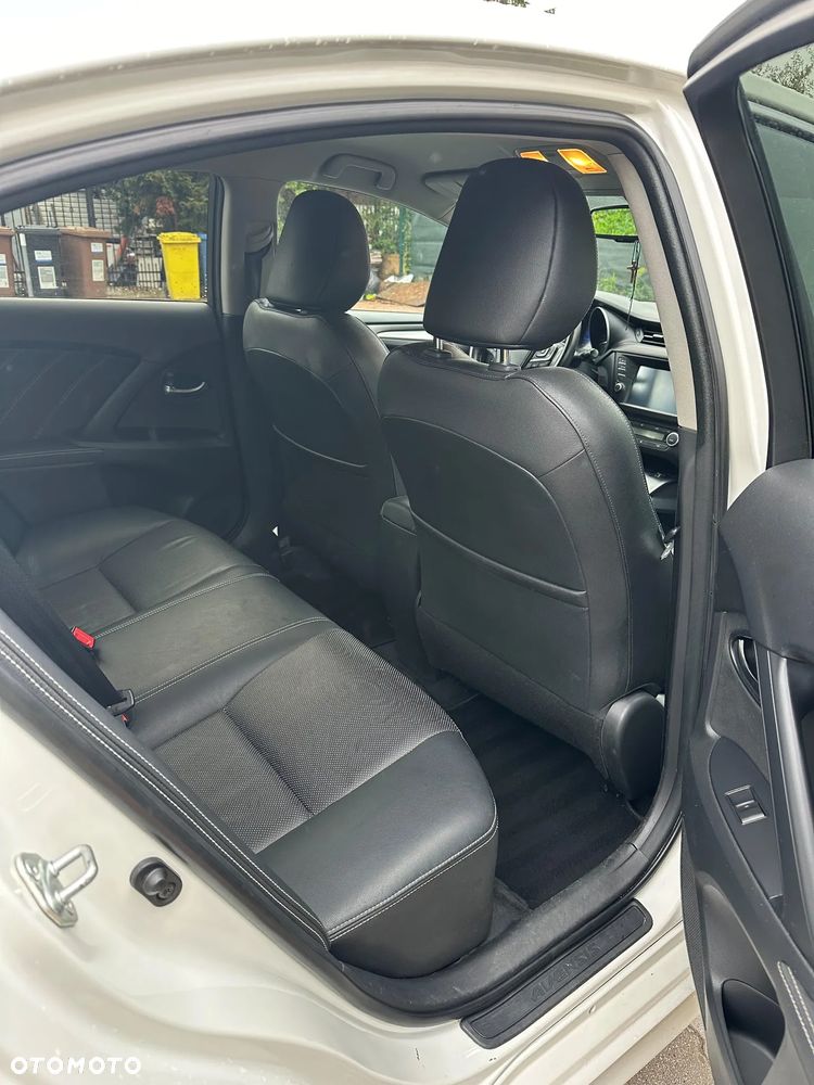 Toyota Avensis 1.8 Prestige MS - 7